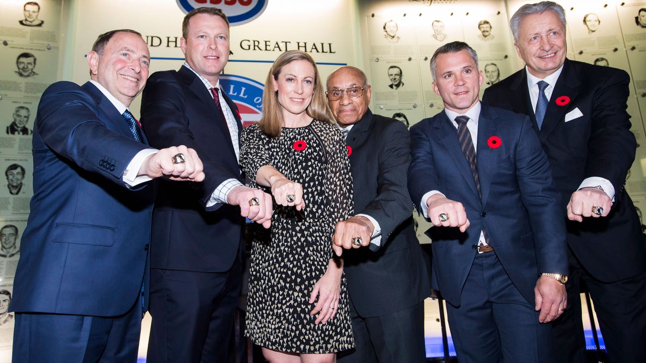 Brodeur leads inductees into Hockey Hall of Fame